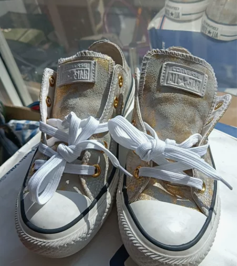 匡威女鞋女帆布鞋，正品撕标，36.5码，9...