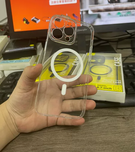 倍思 晶透磁吸新款iphone14手机壳透...