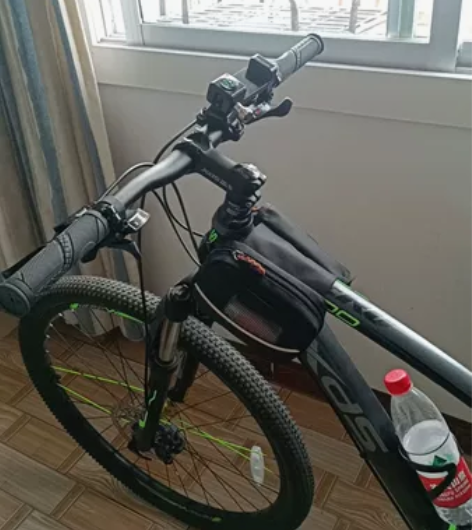 喜德盛英雄 300 青春版， 27.5 轮...