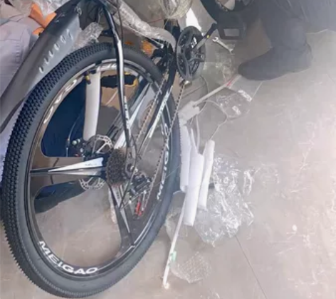 山地自行车成年人越野变速公路赛车男款单车初...