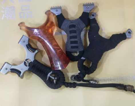 弹弓，扁皮弓卡球弓，四把打包价，包邮不议价...