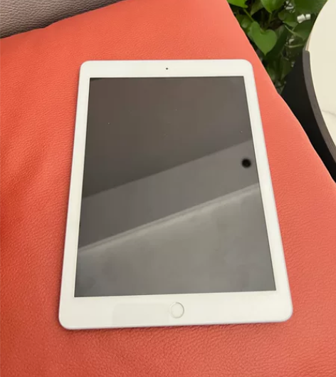 ipad 六代 银色 2018款 9.7英...