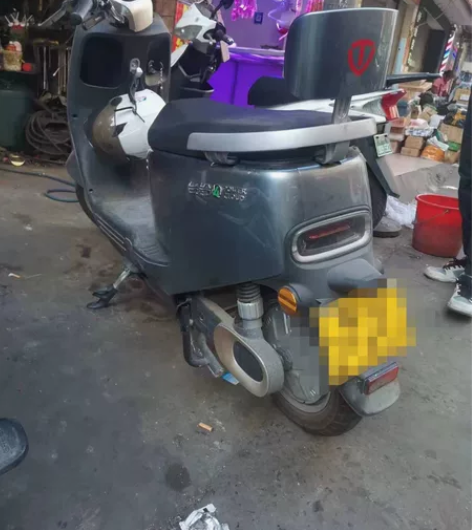 台铃标兵 外壳有两处明显划痕车况良好 证件...