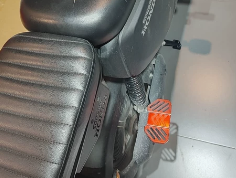 新大洲本田s07+，换了蓝德，带后座垫，2...