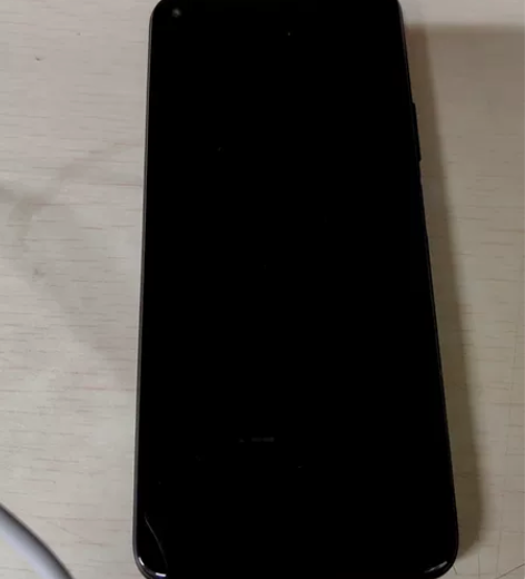 华为 nova7se自用手机，除镜头有划痕...