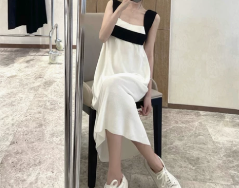 2021新款别致设计感小众连衣裙女夏气质无...