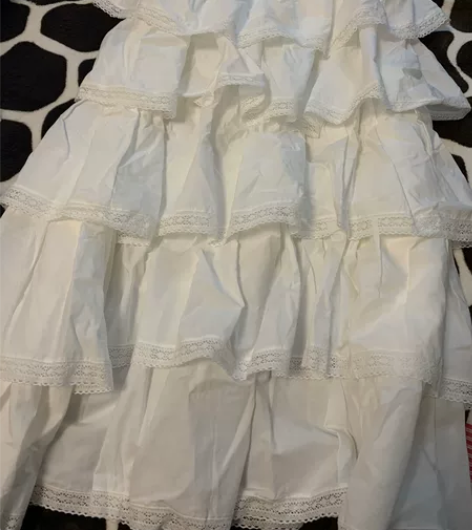 超级超级好看的蛋糕裙 m码白色 实体店购入...