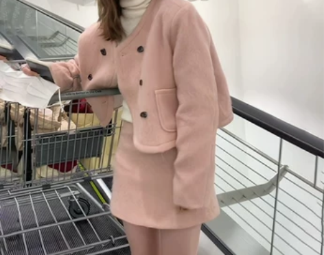 小香风套装女秋冬小个子新款港风复古洋气毛呢...