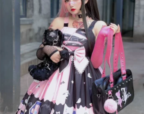 朋克 Lolita 便宜出 感兴趣的话点“...