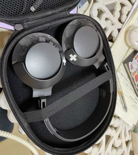 飞利浦蓝牙头戴式耳机 充电线在的，买的话，...