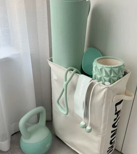 【全新包邮】特价瑜伽垫收纳箱布艺可折叠带轮...