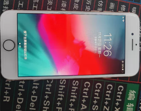 Apple 8 金色 64g 国行版，电池...