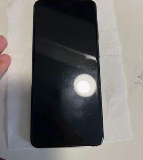 换了ip13pm，闲置三星s20手机一部。...