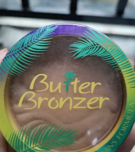 pf椰子黄油修容bronzer 感兴趣的话...