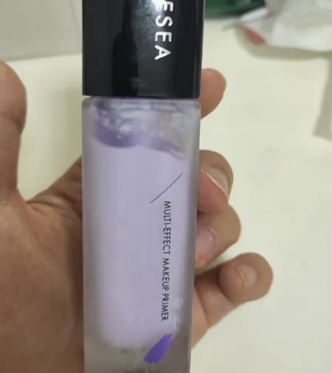 滋色紫色隔离 余量如图 用的次数很少 便宜...