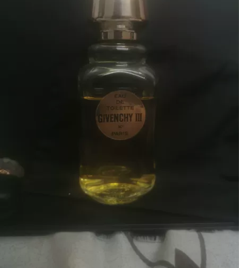 纪梵希3号香水，粘瓶edt，120毫升余量...