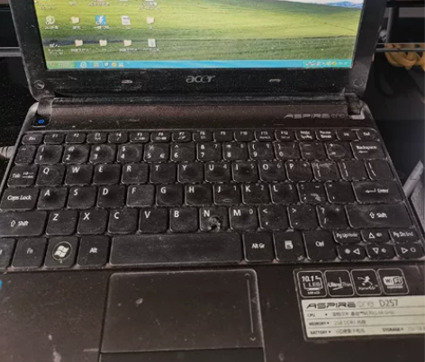 宏基,小笔记本电脑,功能正常运行, 感兴趣...