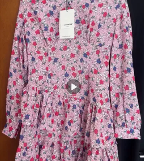 全新带吊牌 花花裙子 很美 衣长84 胸围...