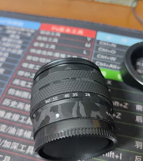 索尼28/60/F4-5.6 变焦镜头,和...