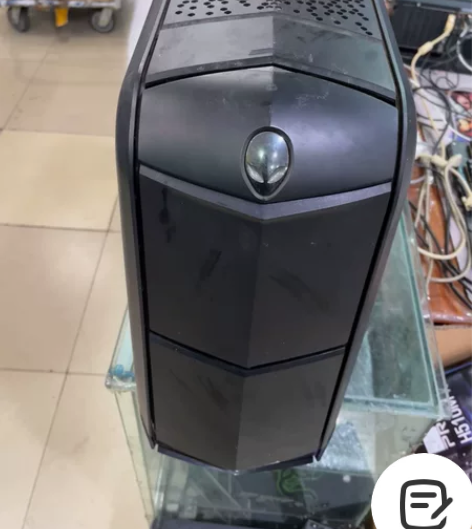 外星人.外星人就原装机箱电源有三台成色好准...