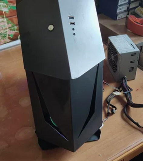 网咖异形 展示机箱2 网咖拆机,仿乔思伯M...