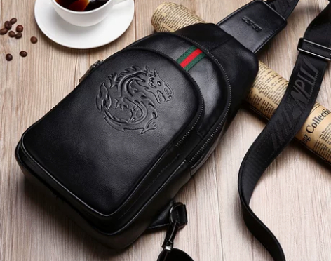 真皮胸包男士斜挎包旅行休闲小包男包单肩包