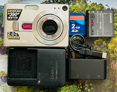 有中文 卡西欧 Z50 CCD相机 复古相...