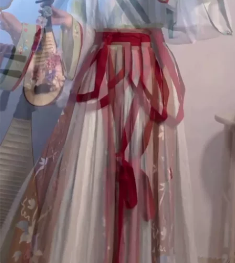 长乐  晋制汉服  急出 感兴趣的话点“我...