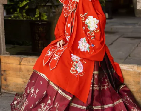 玉术汉服女花嫁织金马面裙墨子原创立领长衫斜...