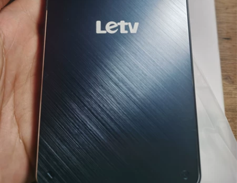 全新库存乐视移动电源充电宝8000毫安，就...