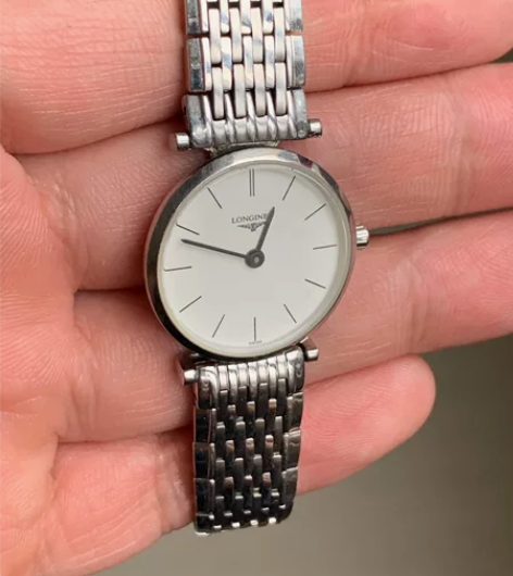 女士浪琴手表，石英机芯回去自己换块电池就O...