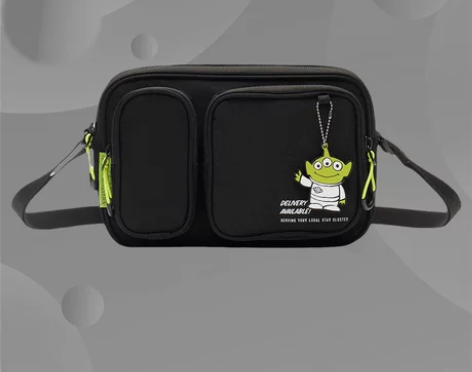 李宁2022新品x迪士尼三只眼斜挎包