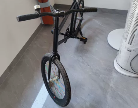 死飞牌自行车，九成新，买回来后共骑行2次，...