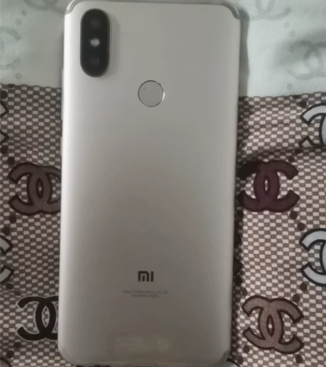 小米6X4+64，给家里人换手机闲置的，成...