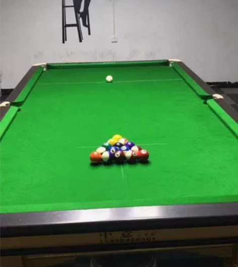 6张台球桌低价转让，中意金腿，九成新，新桌...