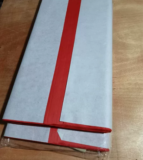 四尺纯手工大红描金龙，6年老纸，特价出 感...