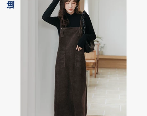 灯芯绒背带裙女2021早秋直筒宽松高级感吊...