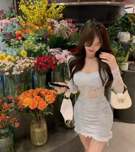 甜辣妹蕾丝雪纺连衣裙女秋季2022新款气质...