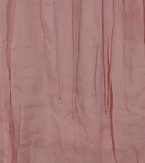 100支苎麻大摆裙，裙摆246左右。有内衬...