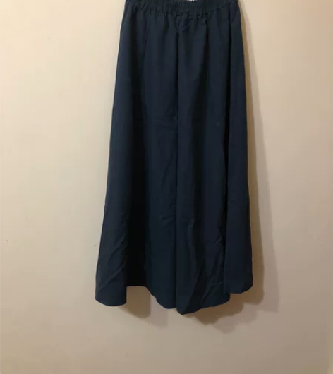 伞裙，韩装店里入，深蓝色，棉麻材质，几乎全...