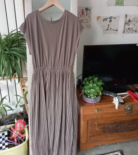 纯棉日系风长裙，裙子很长有120长，本人太...