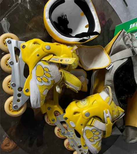 出售旱冰鞋 孩子长大了 用不上 几乎没怎么...