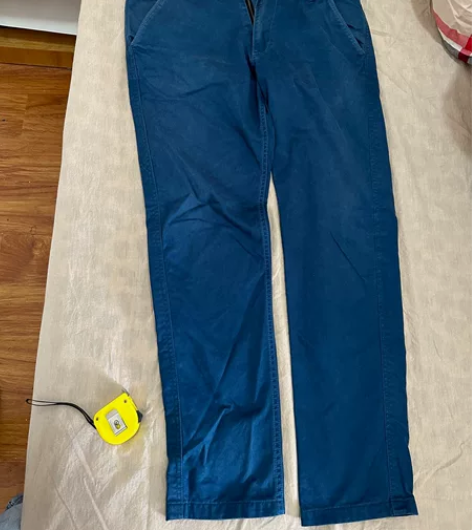 日式休闲裤，便宜出200，不议价不包邮。8...