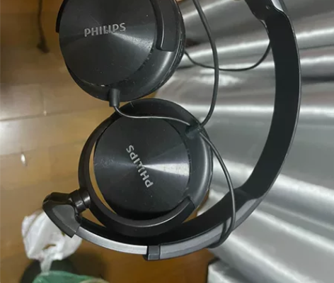 飞利浦耳机 感兴趣的话点“我想要”和我私聊...