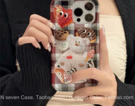 ins插画小熊蛋糕适用iPhone14pr...