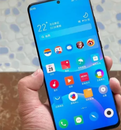 红米k40pro+ 整机就后盖碎了一点感兴...