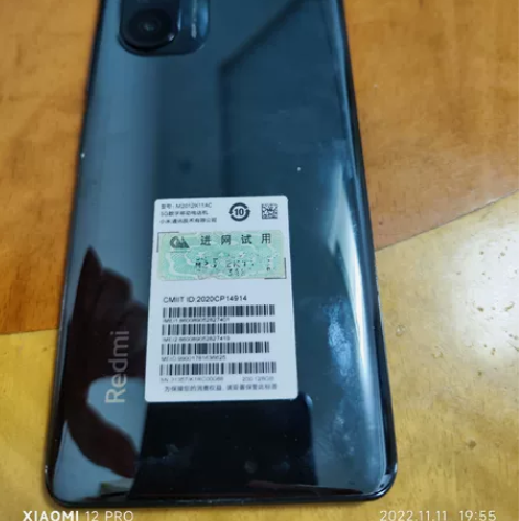 红米k40 8+128g，黑色，九五新。性...