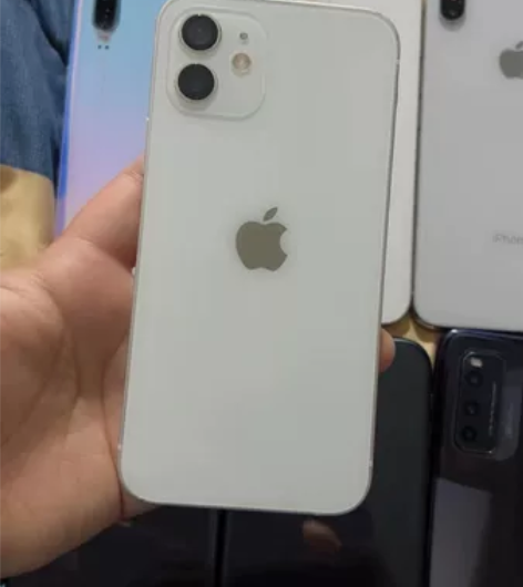 iPhone 12.64 G,128 G,...