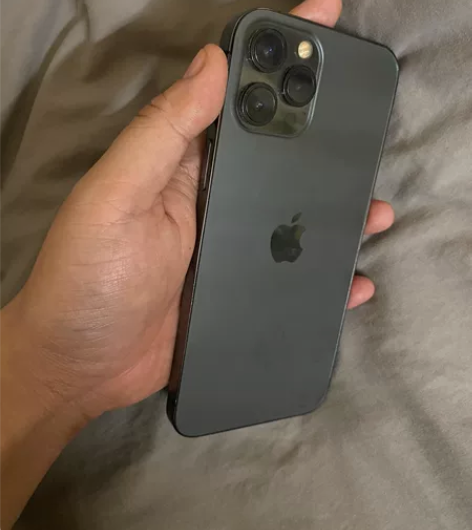 出售自用苹果12Promax 128   ...