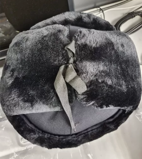 雷锋帽38，全新 感兴趣的话点“我想要”和...
